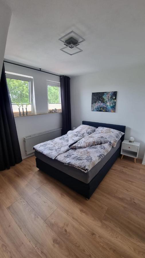 Ferienwohnung Bei Natie 布里隆 外观 照片
