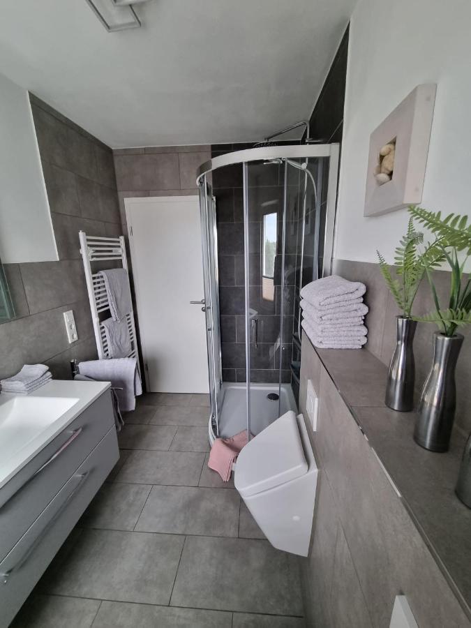 Ferienwohnung Bei Natie 布里隆 外观 照片